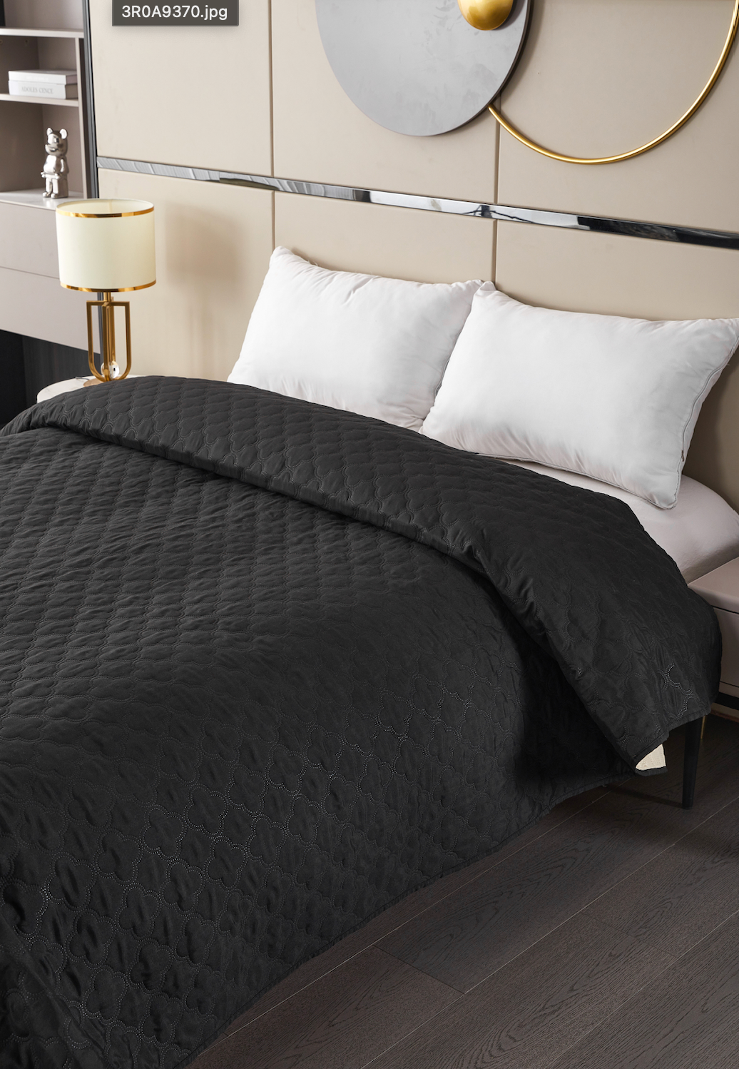 Bed Cover - Water Resistant